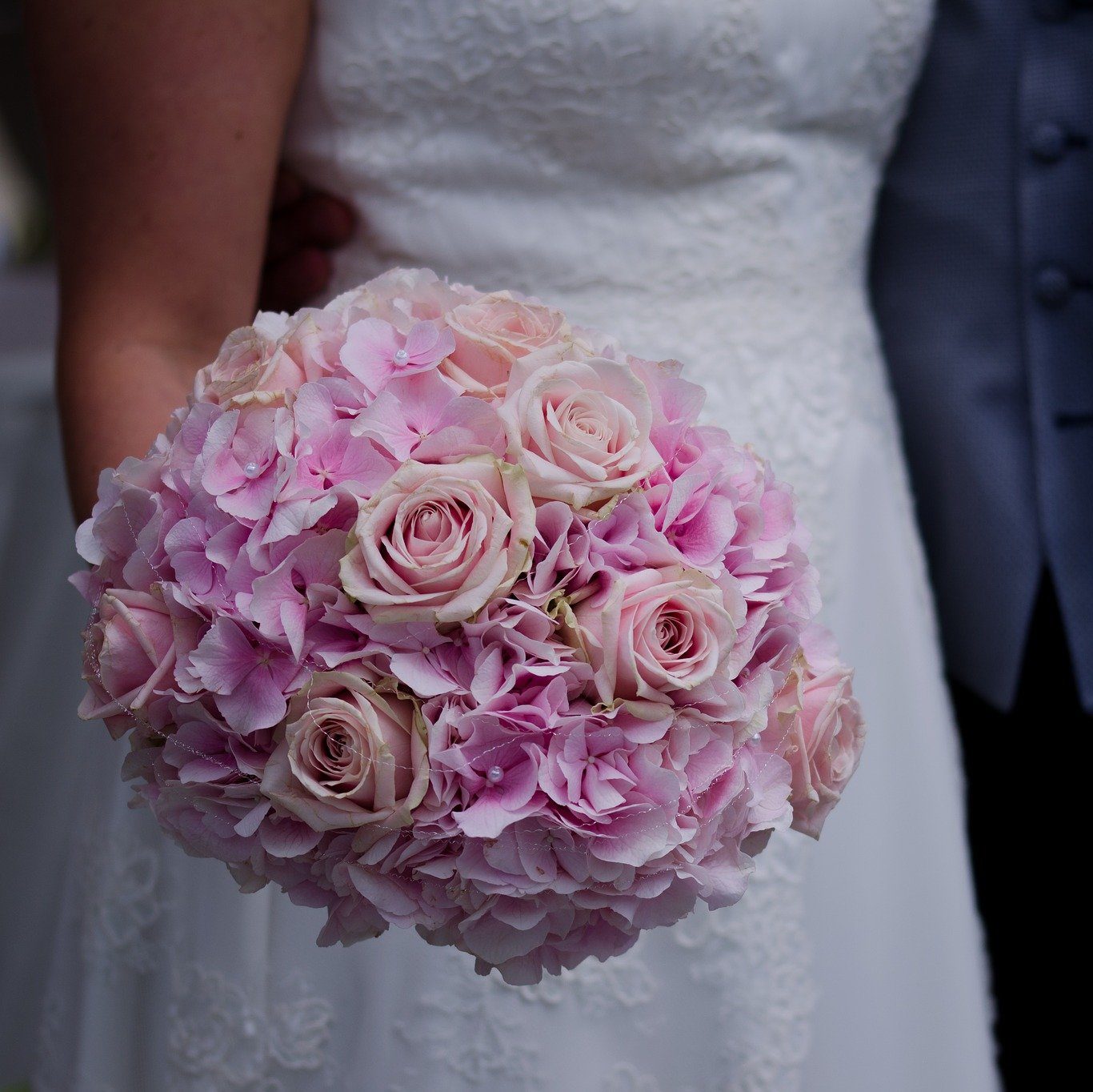 cropped-wedding-1578191_1920.jpg
